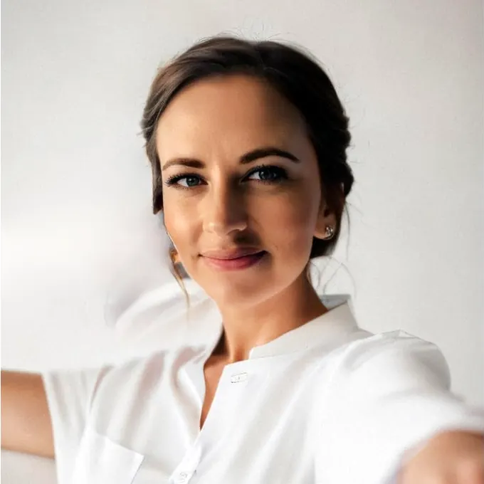 Portrait of Tanya Graham, Chief Executive Officer of Comodex Consultancy